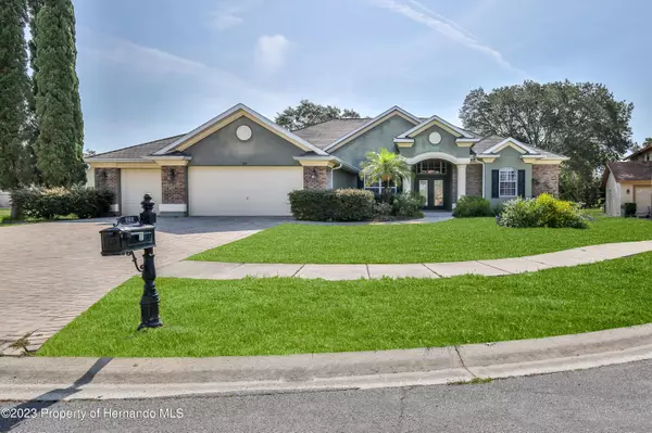 268 Woodstream Way, Spring Hill, FL 34608