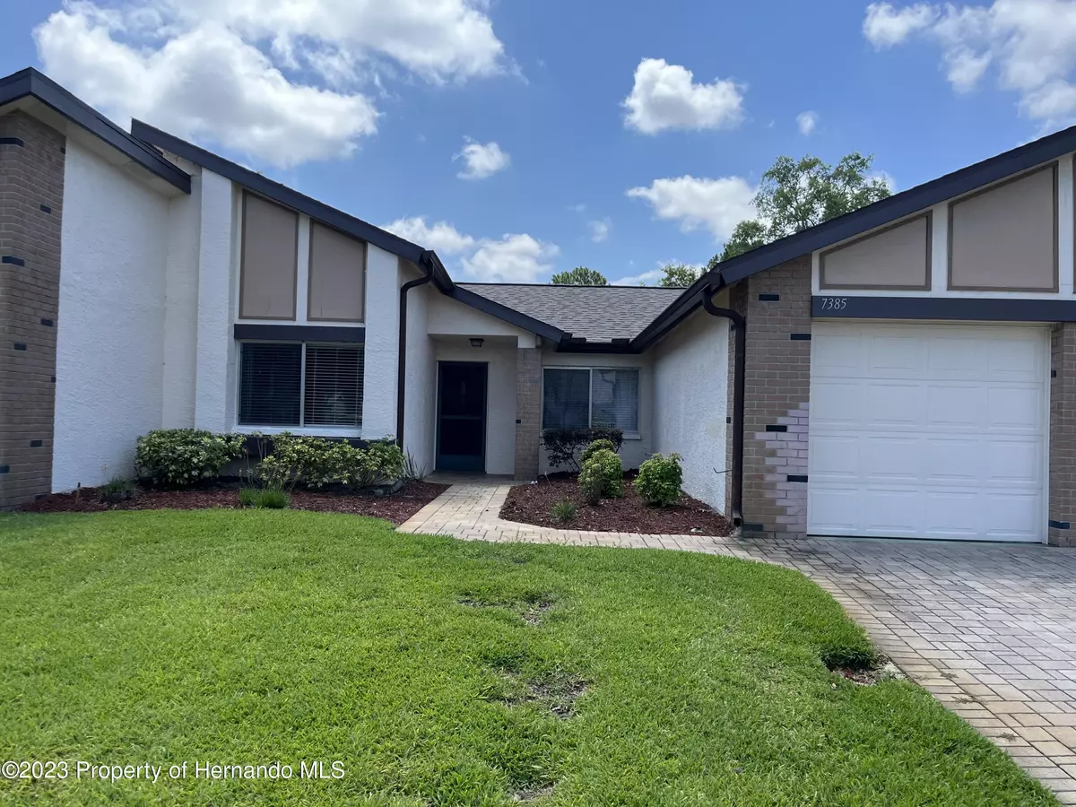 Weeki Wachee, FL 34613,7385 Crestwood Drive