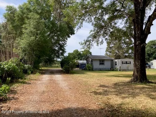 18328 Powell Road, Brooksville, FL 34604