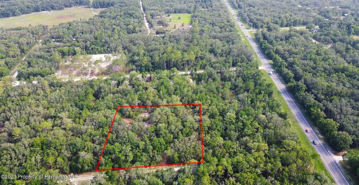 Kola Drive, Webster, FL 33597