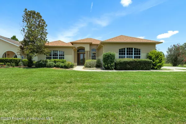 Weeki Wachee, FL 34613,9439 Apple Valley