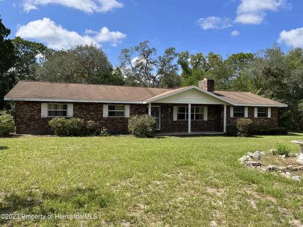 2950 W Woodthrush Street, Lecanto, FL 34461