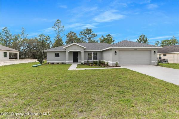 15127 Duck Hawk Road, Weeki Wachee, FL 34614