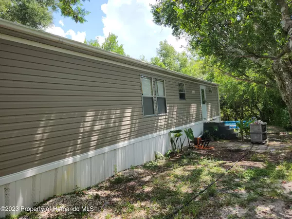 Weeki Wachee, FL 34613,9792 Lake Drive