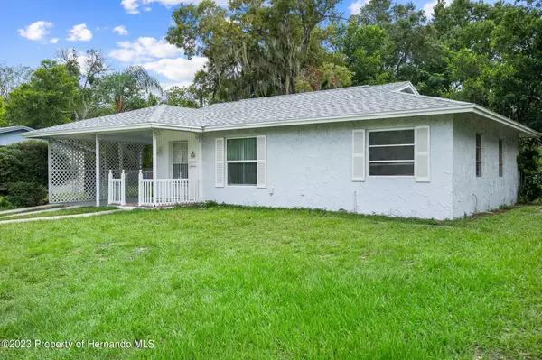 Spring Hill, FL 34606,7226 Spring Hill Drive