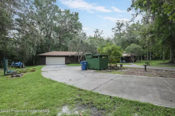 15472 Perimeter Drive, Brooksville, FL 34614