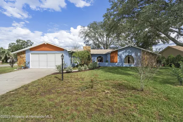 3088 Fisher Avenue, Spring Hill, FL 34609