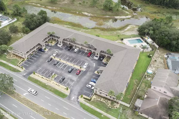 Spring Hill, FL 34606,7400 Spring Hill Drive #114