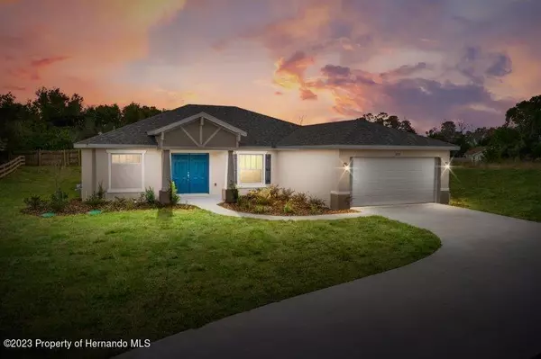 13023 Downy Woodpecker Road, Weeki Wachee, FL 34614