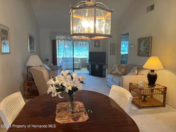 Spring Hill, FL 34606,7400 Spring Hill Drive #209