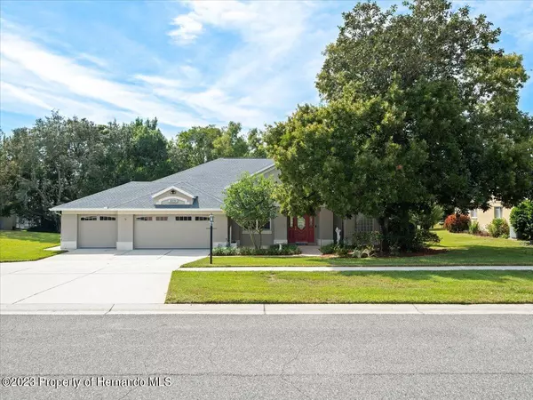 14058 Newcastle Ave, Spring Hill, FL 34609