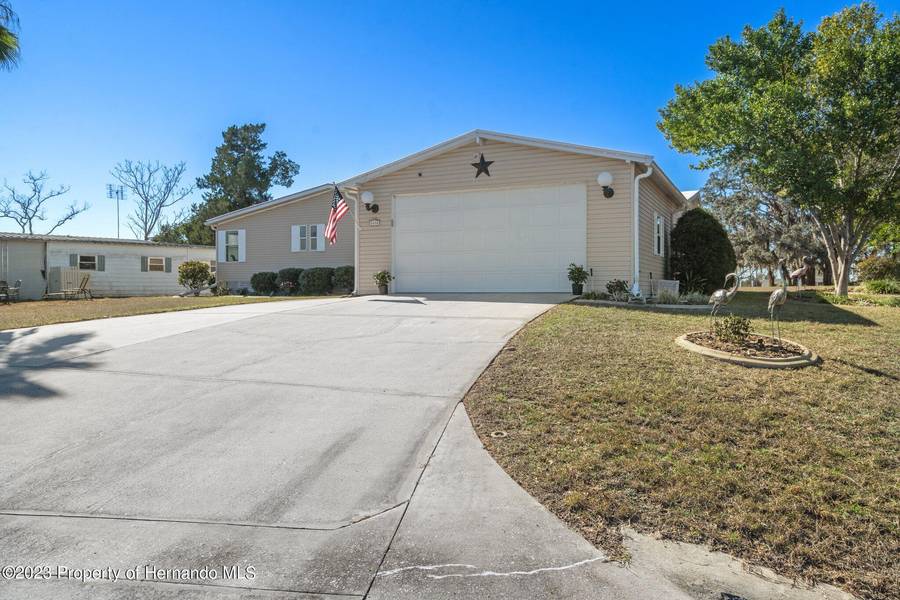 8638 Highpoint Boulevard, Brooksville, FL 34613