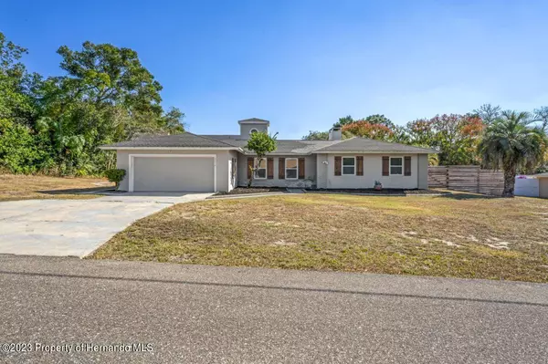 2214 Fentress Court, Spring Hill, FL 34609