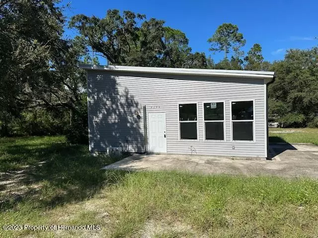 8396 Evergreen Avenue, Brooksville, FL 34613