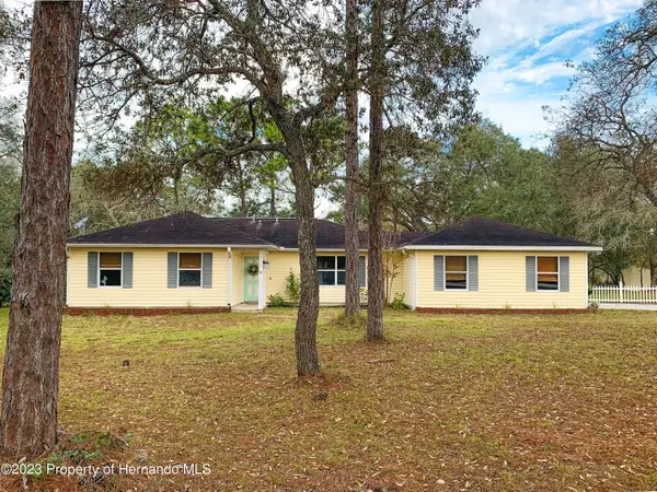 14475 Missouri Skylark Road, Weeki Wachee, FL 34614