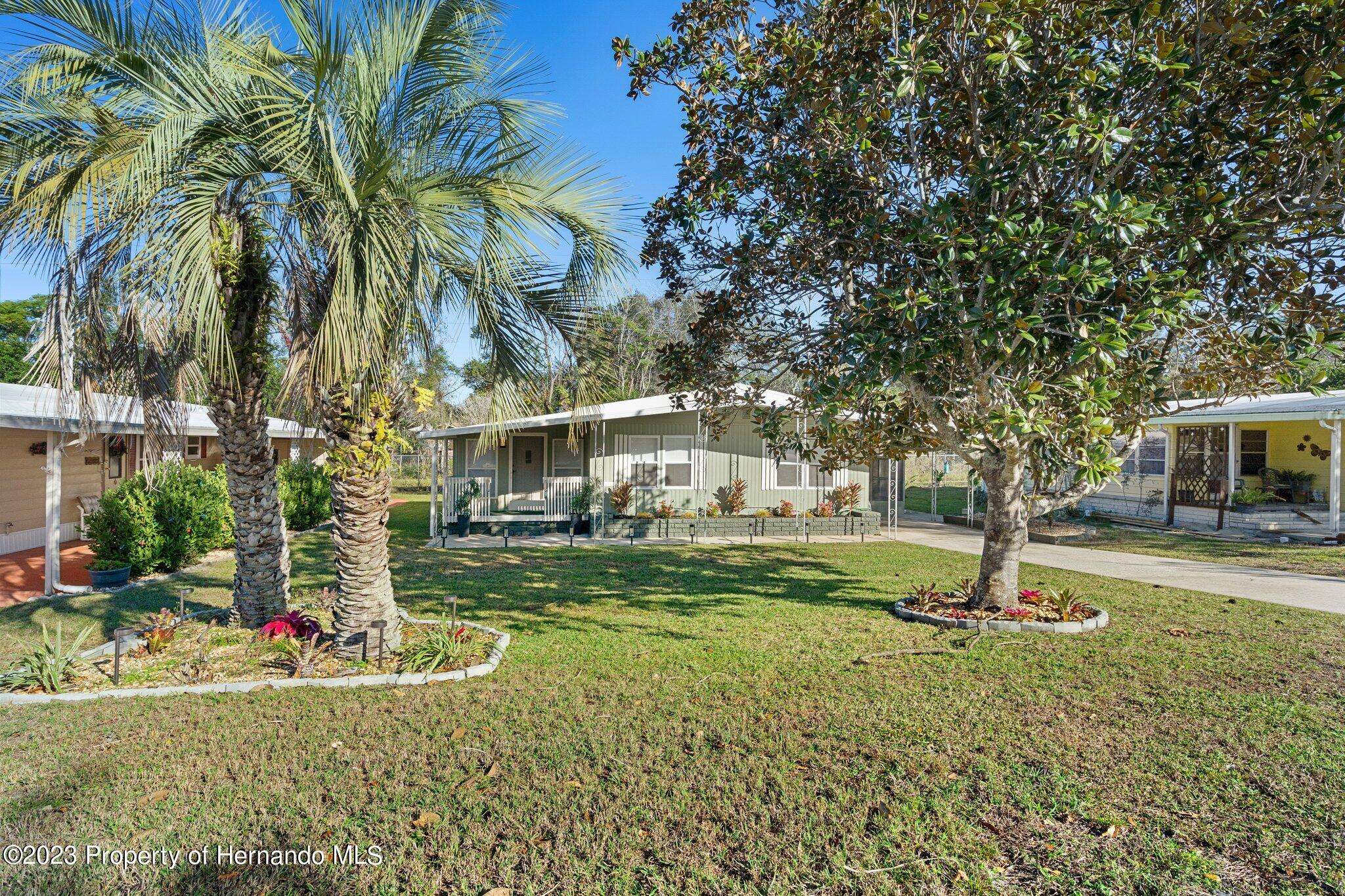 12041 Fairway Avenue, Brooksville, FL 34613
