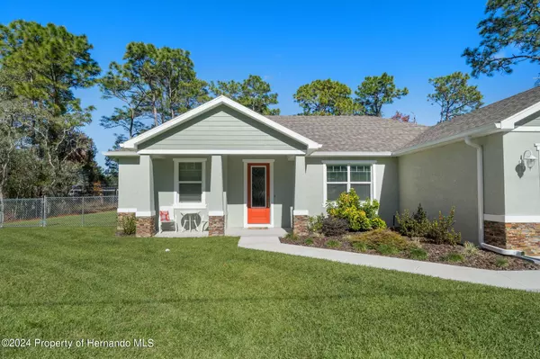 Weeki Wachee, FL 34613,8977 Waterbird Way