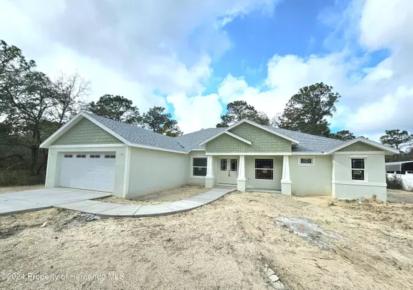 12377 Jaybird Road, Weeki Wachee, FL 34614