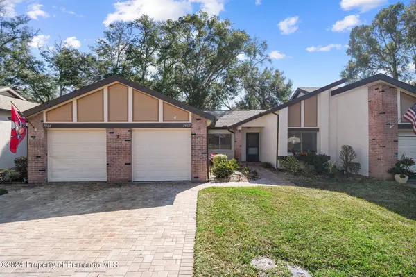 7462 Heather Walk Drive, Weeki Wachee, FL 34613