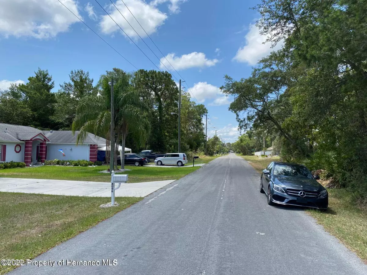 Spring Hill, FL 34606,Tomahawk Avenue