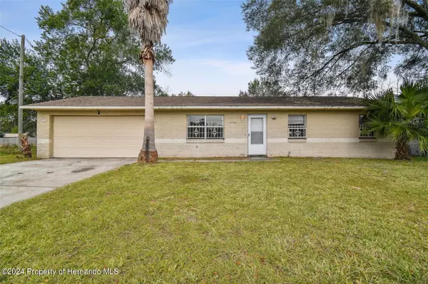 27287 Dale Avenue, Brooksville, FL 34602