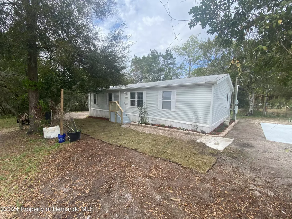 Weeki Wachee, FL 34613,9792 Lake Drive