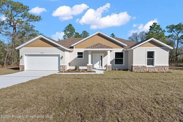 12475 Quigley Avenue, Weeki Wachee, FL 34614