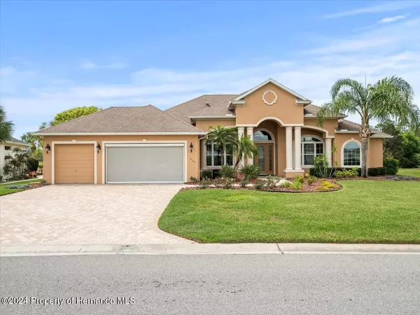 8369 Maybelle Drive, Weeki Wachee, FL 34613