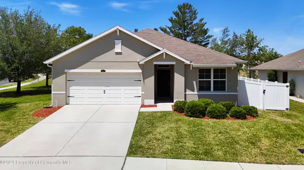 3869 Crossline Drive, Spring Hill, FL 34609