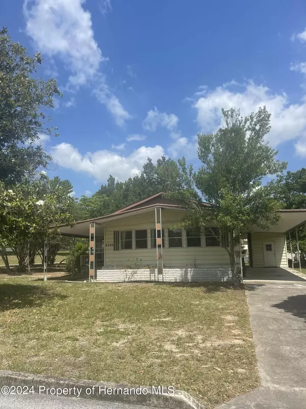 8098 Montrose Avenue, Brooksville, FL 34613