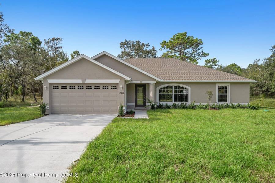 12145 Fulmar Road, Weeki Wachee, FL 34614