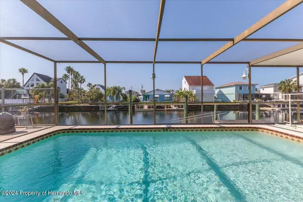 Hernando Beach, FL 34607,4242 CARLOS Court