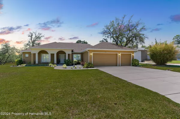 Weeki Wachee, FL 34613,9601 Whisper Ridge Trail