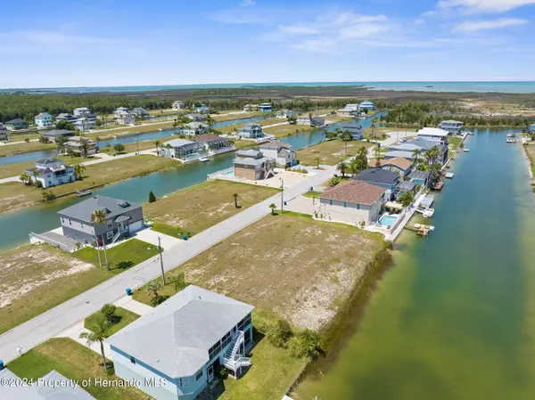 Hernando Beach, FL 34607,3463 Triggerfish Drive