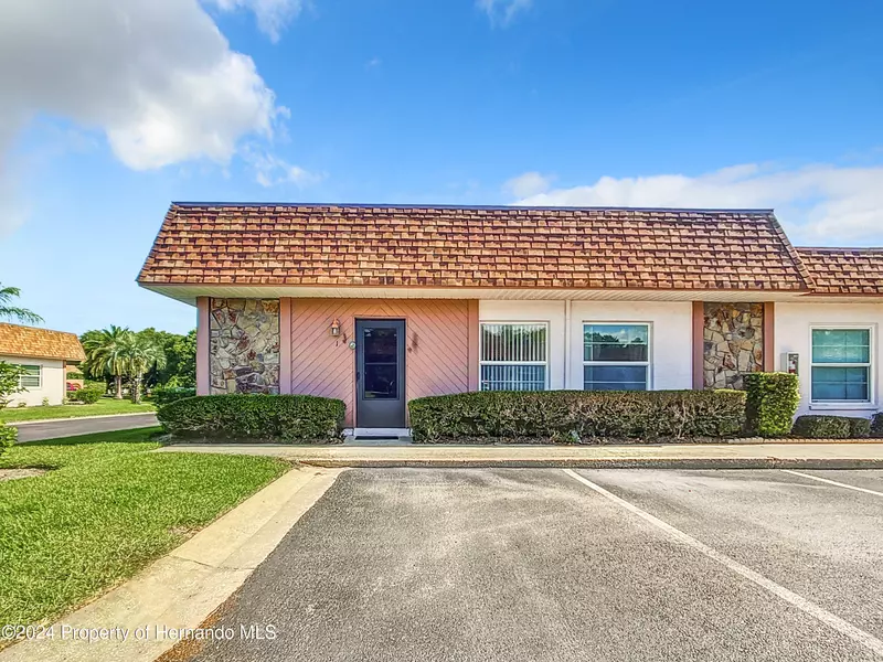 6177 Chesham Drive #1, New Port Richey, FL 34653