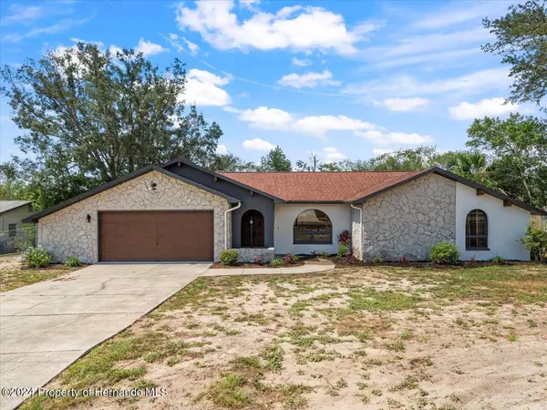 6049 Airmont Drive, Spring Hill, FL 34606