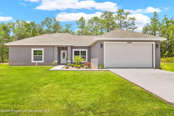 10430 Yellow Hammer Road, Weeki Wachee, FL 34614