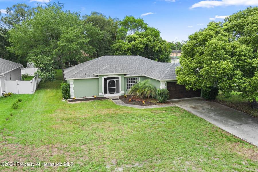 8438 Day Street, Spring Hill, FL 34606