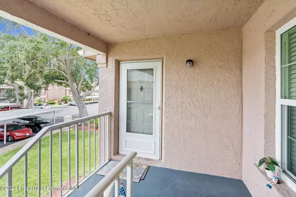 New Port Richey, FL 34653,4925 Myrtle Oak Drive #21