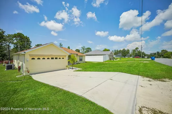 Weeki Wachee, FL 34614,12490 Maycrest Avenue