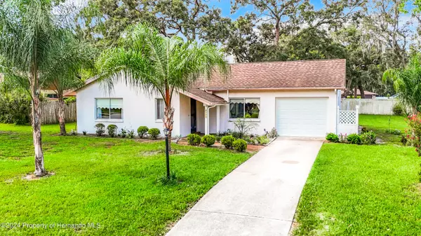 Spring Hill, FL 34608,8388 Eldridge Road #5