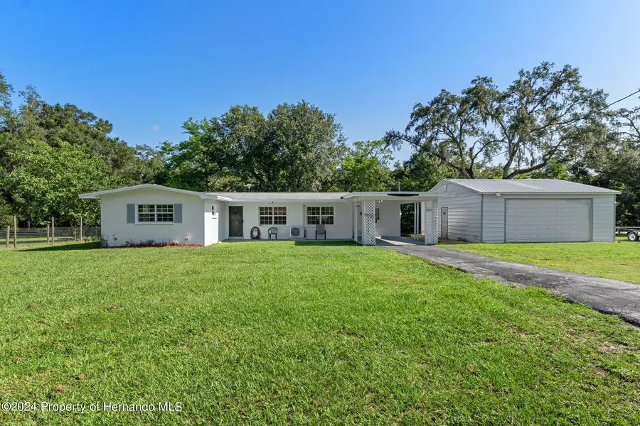 5223 Azalea Circle, Dade City, FL 33523