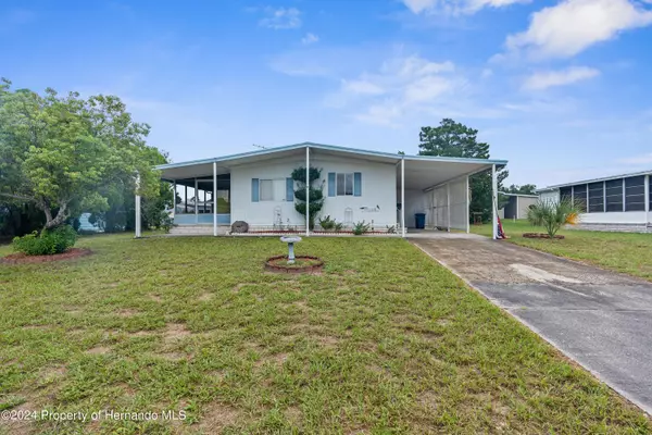 15648 Brookridge Boulevard, Brooksville, FL 34613