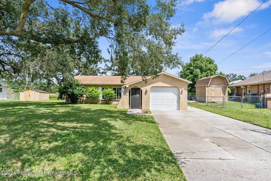 1231 Oldsmar Avenue, Spring Hill, FL 34608