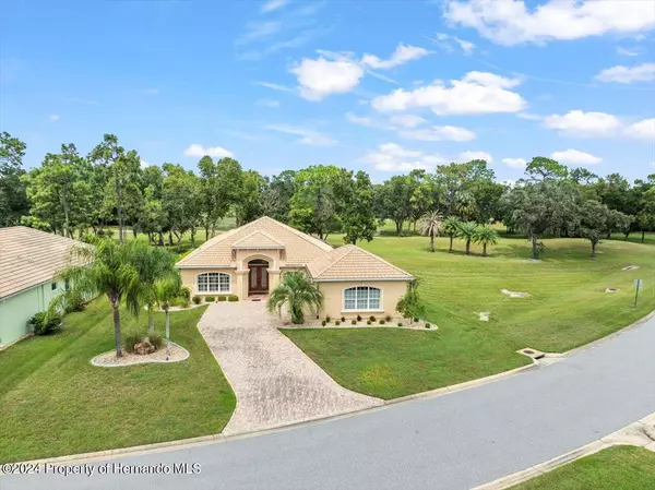 8877 Mississippi Run, Weeki Wachee, FL 34613