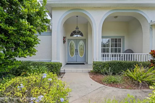 Tarpon Springs, FL 34689,606 SEASIDE Drive