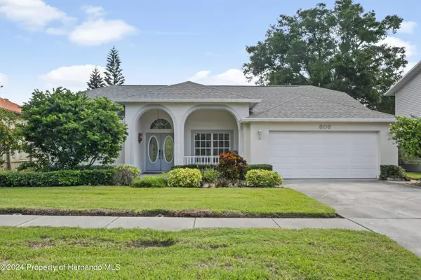 606 SEASIDE Drive,  Tarpon Springs,  FL 34689