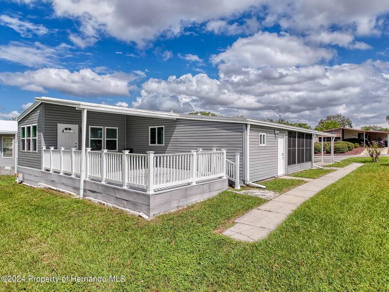 7713 MORIAH Avenue, Brooksville, FL 34613