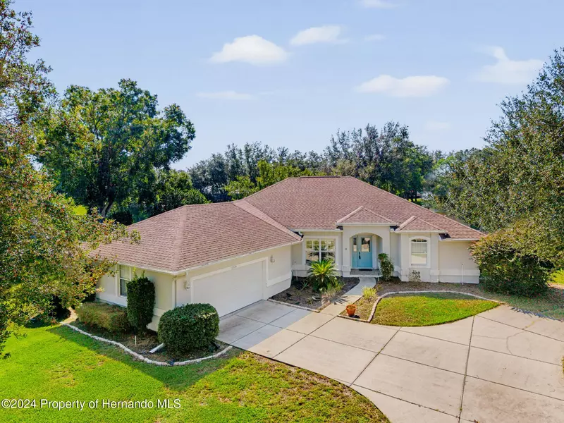 1710 N Wembley Drive, Crystal River, FL 34429