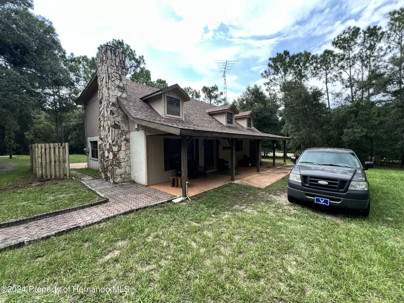 8057 Shaw Road, Brooksville, FL 34602